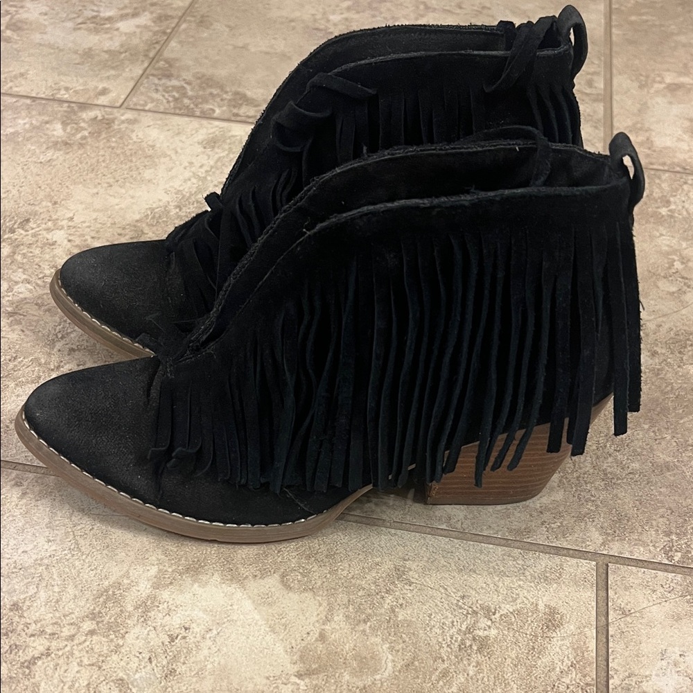 Coconuts by Matisse Black Fringe Ankle Booties